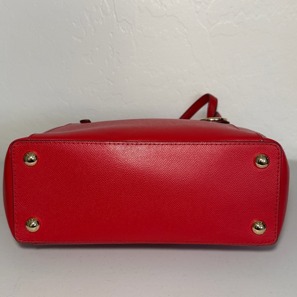 Michael Kors Jet Set Red Tote NWOT - Picture 5 of 13